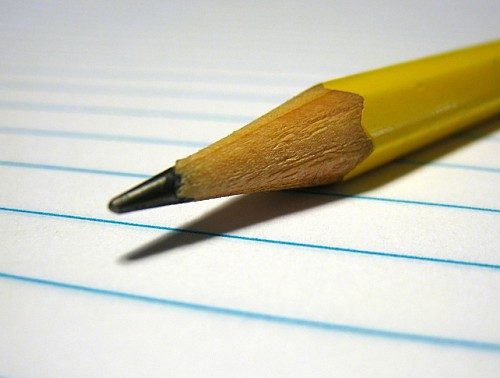 A lápiz y papel